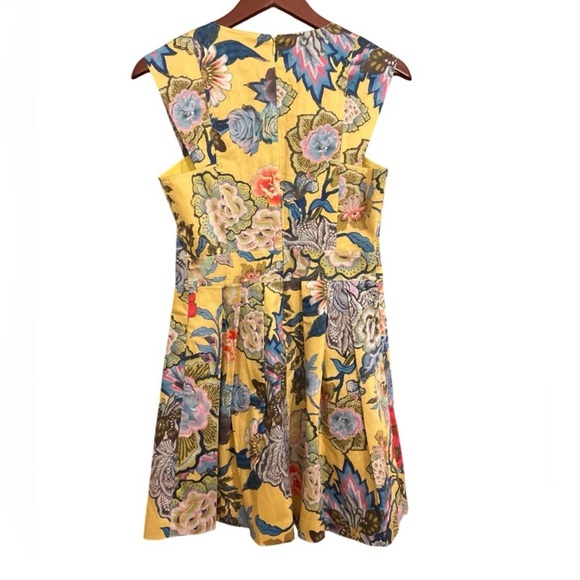 Cynthia Rowley V-neckline Pleated Flare Skirt Sleeveless Floral Dress - Size 4 - Picture 5 of 9